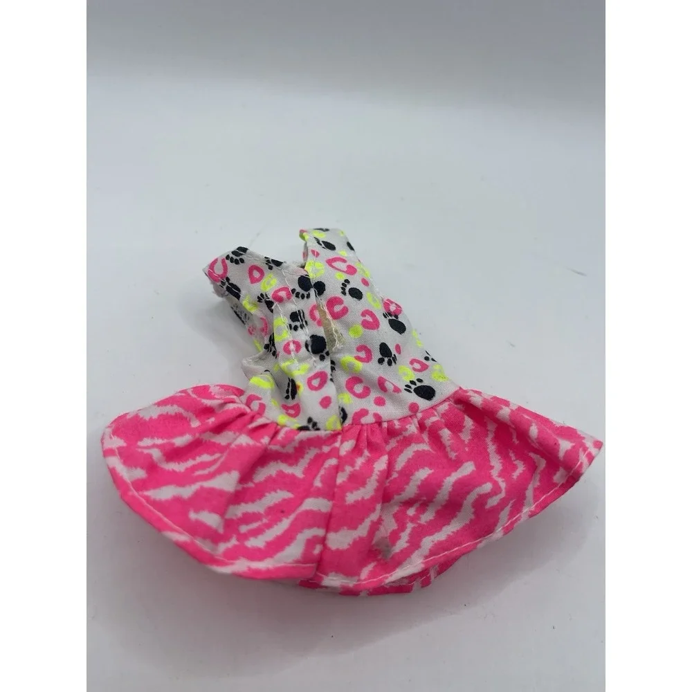 Barbie Skipper PET PALS 1991 Doll Dress Pink White‎ Black Yellow Puppy Dog